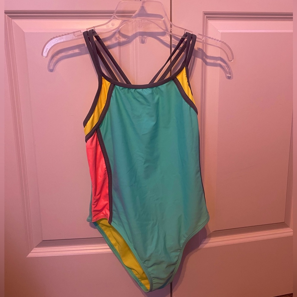 Wonder nation one piece. Size youth 14-16